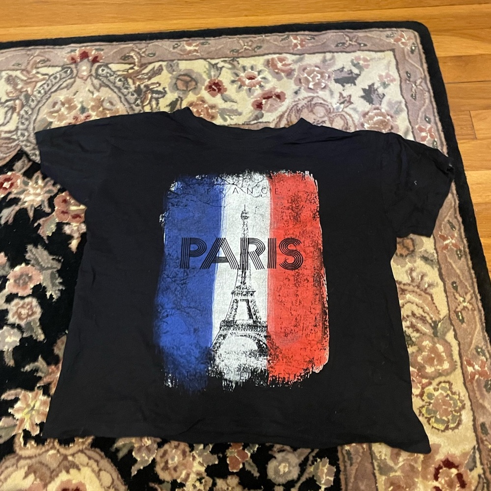Paris graphic tee- unisex